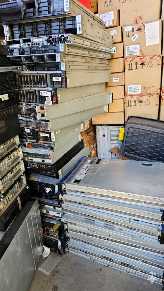 Retiro de computadores y servidores